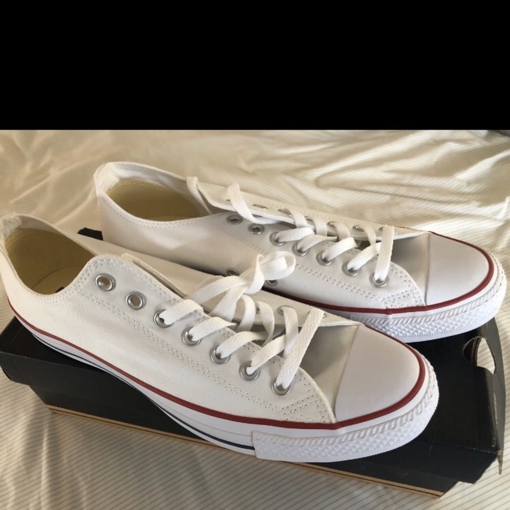 Men’s converse size 11